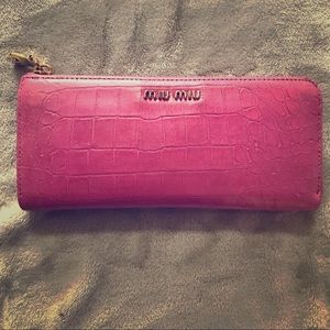 Fabulous Miu miu pink wallet